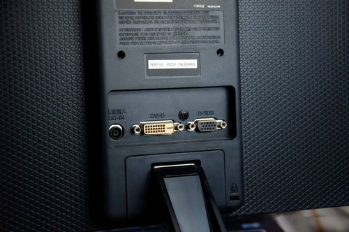 接口不匹配？绿联10合1扩展坞，连接新旧设备的智能桥梁